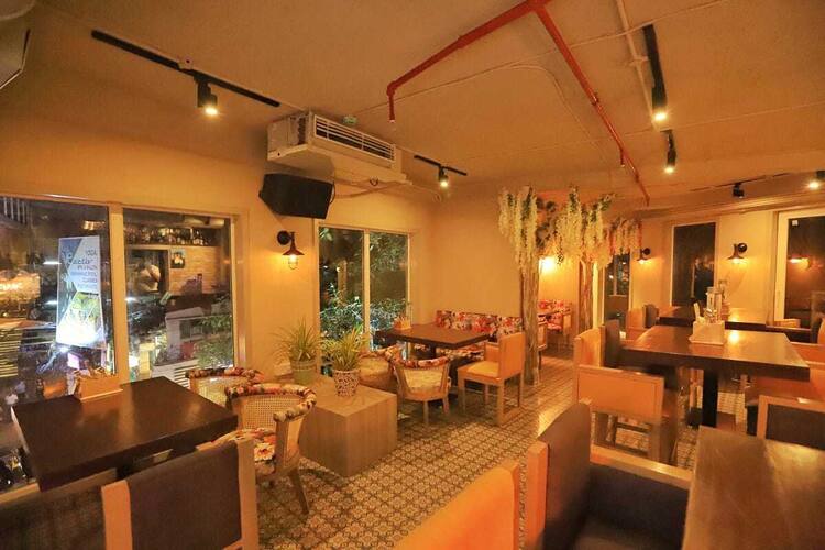 Kaitlyn S Hill Road Bandra West Mumbai